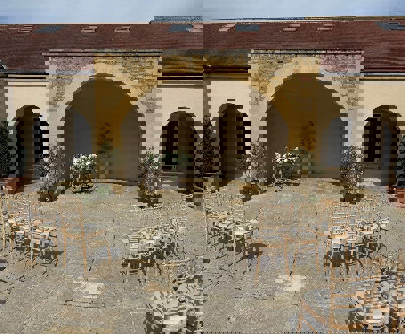 992Fb8ff Ae77 489D Bad0 4C028c85f5be