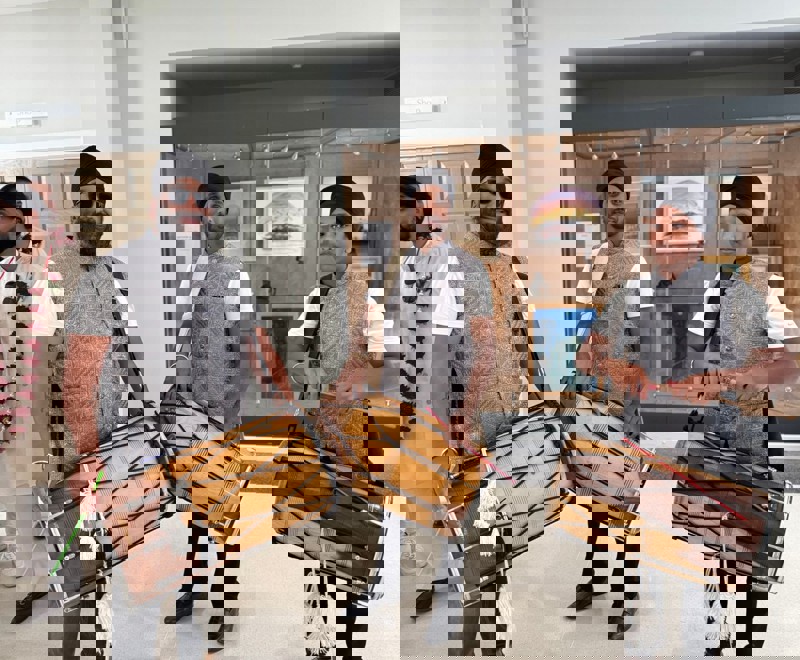 9218B761 2B94 40Db B7b4 2Ec5969f2a80