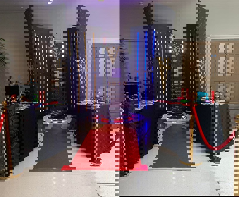 284070971 692158991861216 6462227449873400129 N