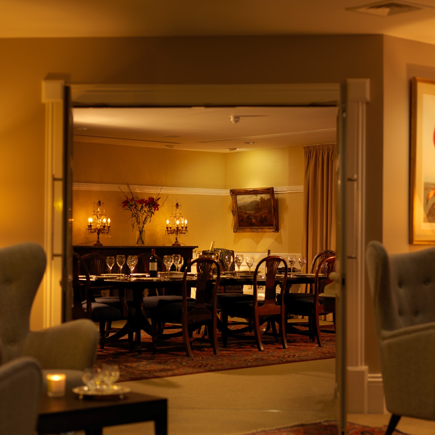 Private dining area, which can be seen from the lounge area 